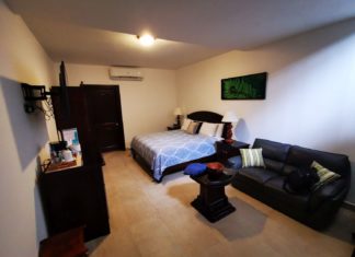 Dreharbeiten im Paradise Hot Springs in Fortuna